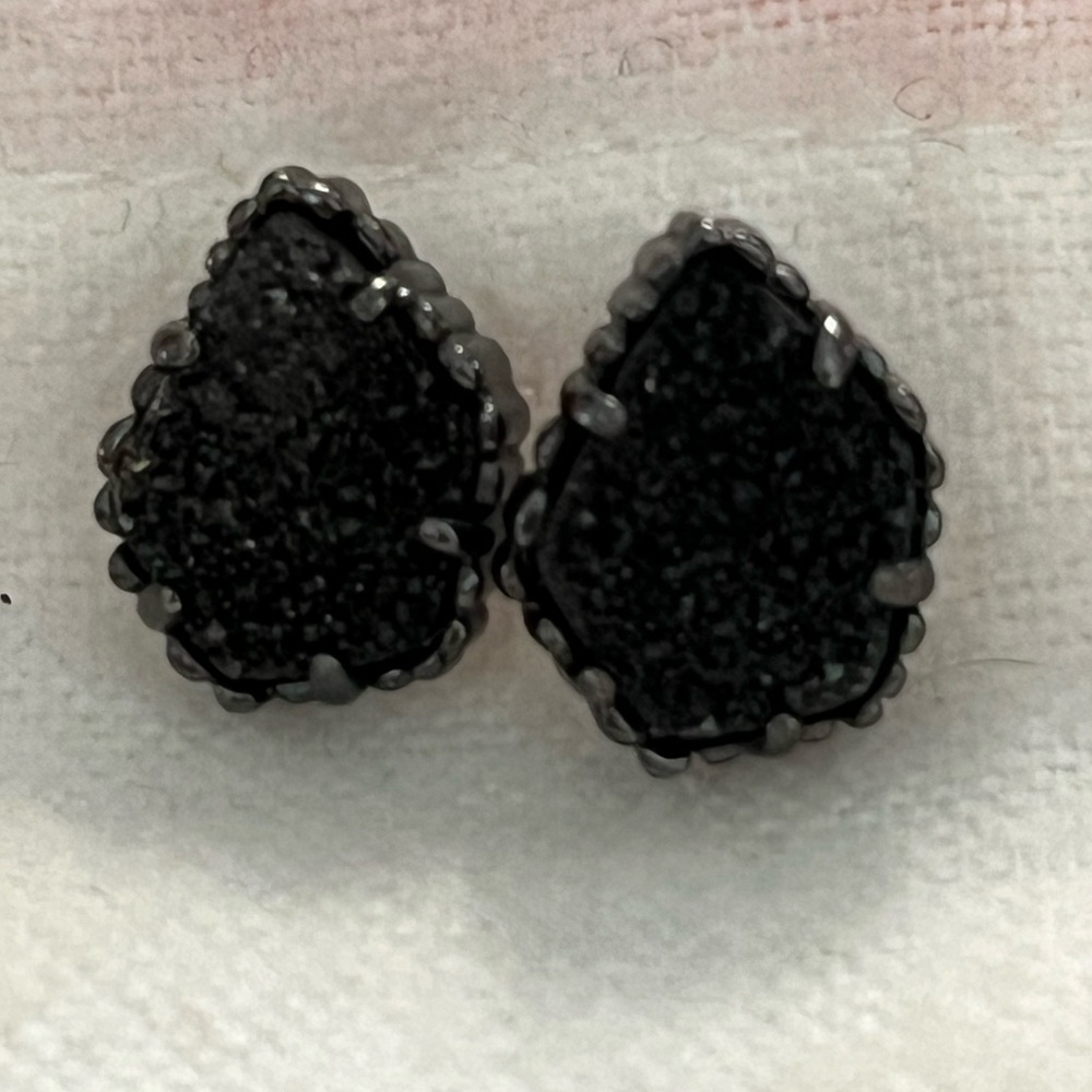 Kendra Scott black drusy stud earrings
